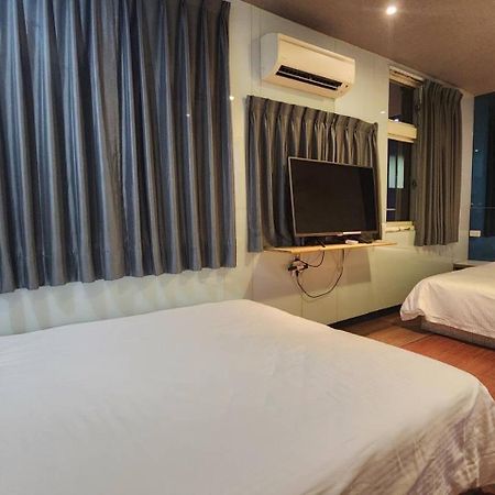 Yung Feng Hotel Keelung Exterior photo